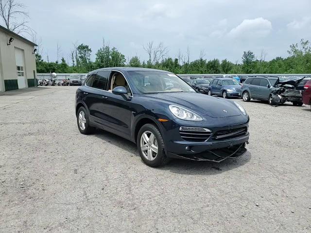 2013 Porsche Cayenne S Hybrid VIN: WP1AE2A24DLA15881 Lot: 61394285