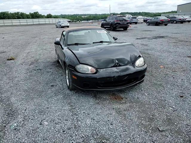 2000 Mazda Mx-5 Miata Base VIN: JM1NB3531Y0147945 Lot: 60293285