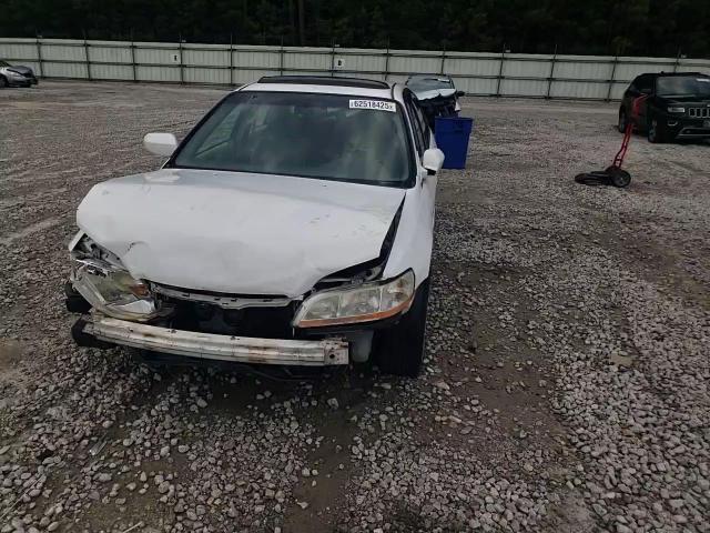 1999 Honda Accord Ex VIN: 1HGCG565XXA02110 Lot: 62518425