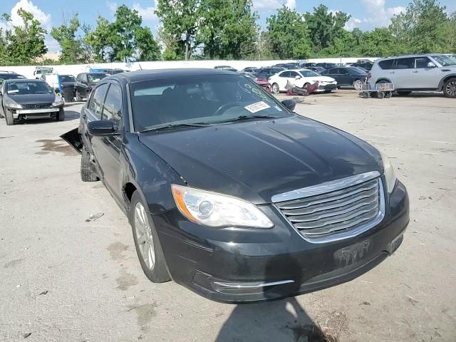 2012 Chrysler 200 Touring VIN: 1C3CCBBB7CN226563 Lot: 61067765