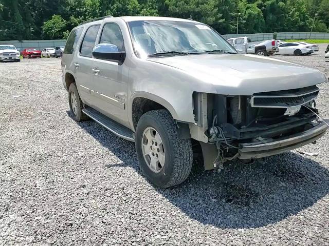 2008 Chevrolet Tahoe K1500 VIN: 1GNFK13098R260322 Lot: 62146165