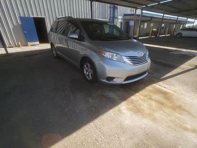 2015 Toyota Sienna Le VIN: 5TDKK3DC6FS647890 Lot: 63033435