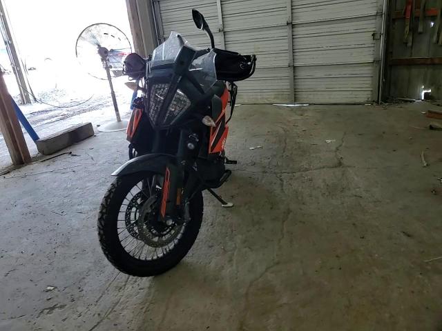 2021 Ktm 890 Adventure VIN: VBKTS6402MM805127 Lot: 62474215