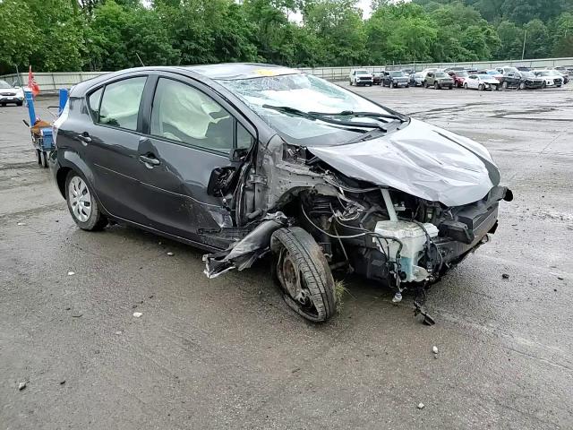 2013 Toyota Prius C VIN: JTDKDTB33D1546068 Lot: 61397765