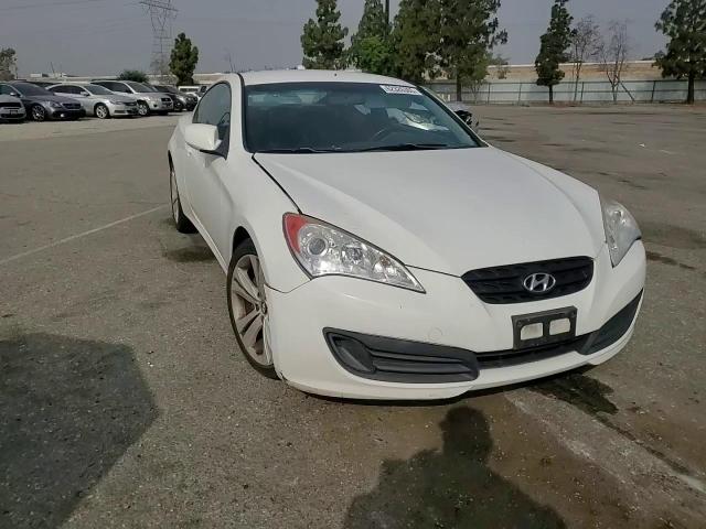 2010 Hyundai Genesis Coupe 2.0T VIN: KMHHT6KD2AU024836 Lot: 62326365