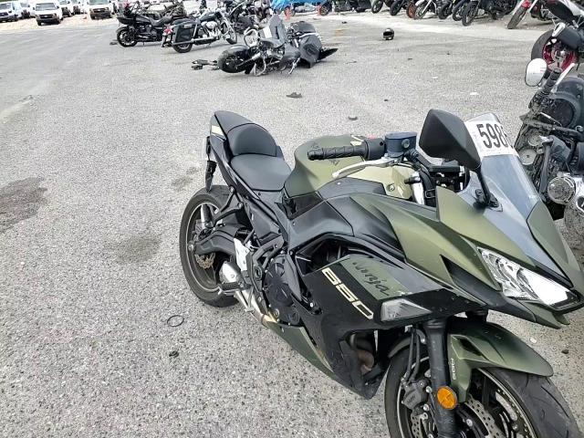 2024 Kawasaki Ex650 P VIN: ML5EXEP19RDAC5877 Lot: 59866515