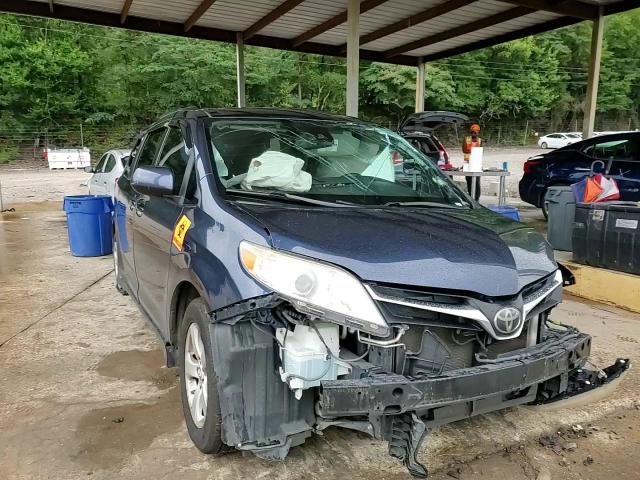 2019 Toyota Sienna Le VIN: 5TDKZ3DC5KS001701 Lot: 61784365