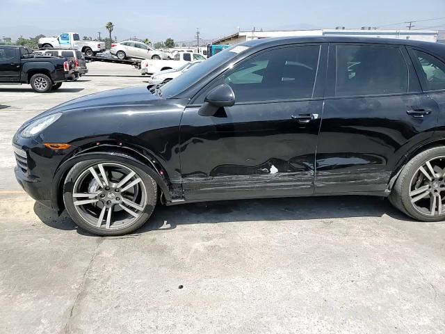 2011 Porsche Cayenne S Hybrid VIN: WP1AE2A29BLA91738 Lot: 60538535