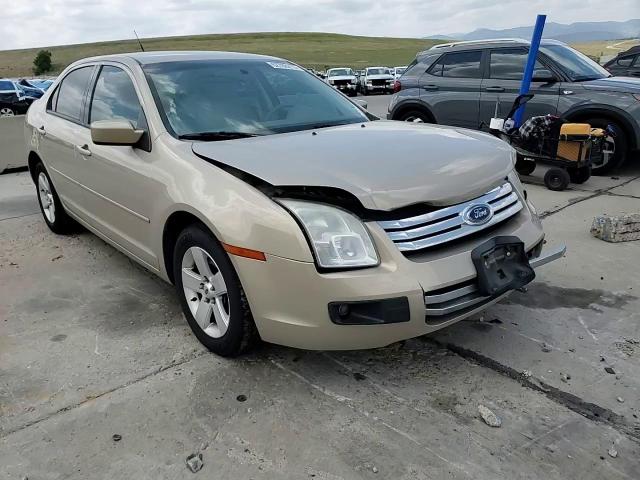 2007 Ford Fusion Se VIN: 3FAHP07137R167689 Lot: 62786215