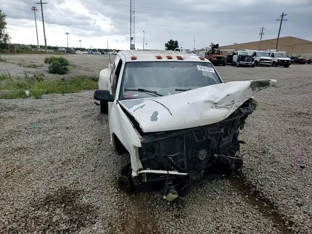 2000 Chevrolet Gmt-400 C3500 VIN: 1GCHC33J1YF437630 Lot: 59767255