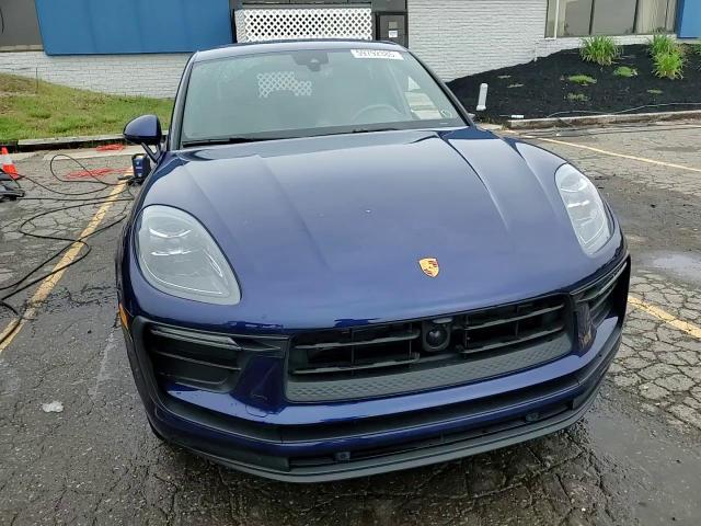 2022 Porsche Macan VIN: WP1AA2A58NLB09057 Lot: 59792385