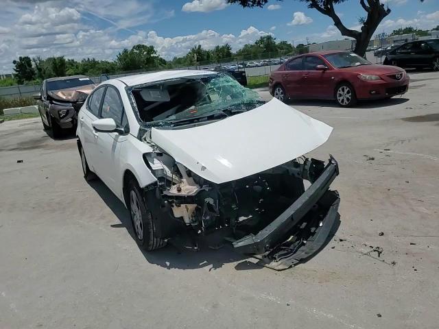 2017 Kia Forte Lx VIN: 3KPFK4A78HE071313 Lot: 62815015
