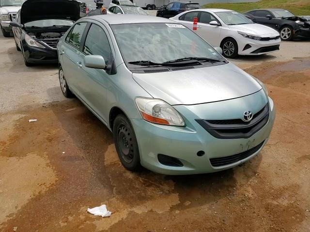 2008 Toyota Yaris VIN: JTDBT923181237646 Lot: 62758175