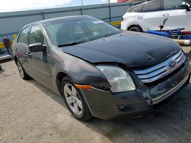 2007 Ford Fusion Se VIN: 3FAHP07117R142998 Lot: 62925955