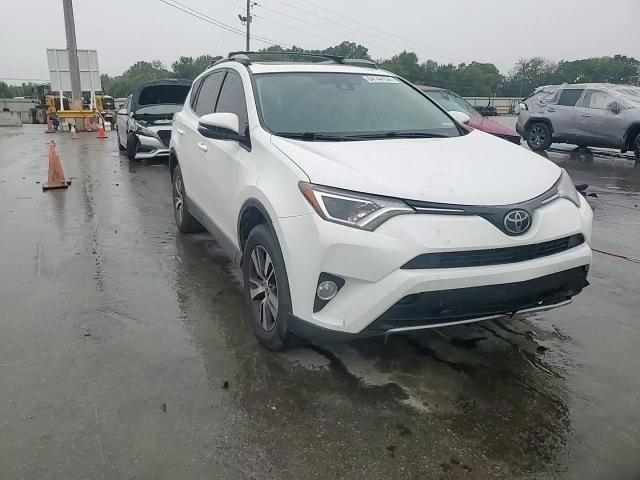 2017 Toyota Rav4 Xle VIN: JTMWFREV5HD099436 Lot: 64144124