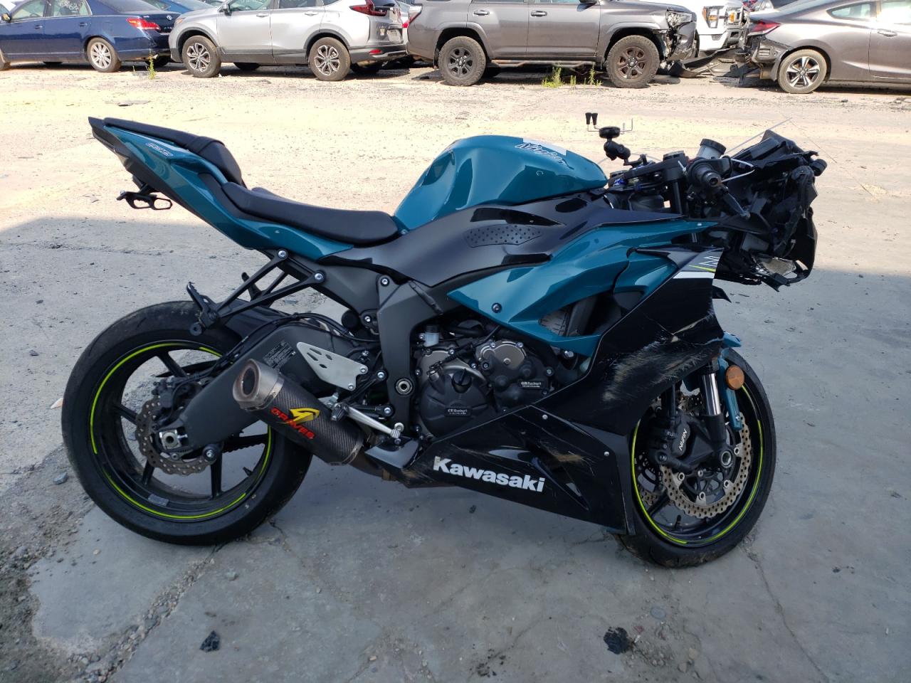 KIRA(=^・・^=) Price & History 2021 Kawasaki Zx636 K 4 vin