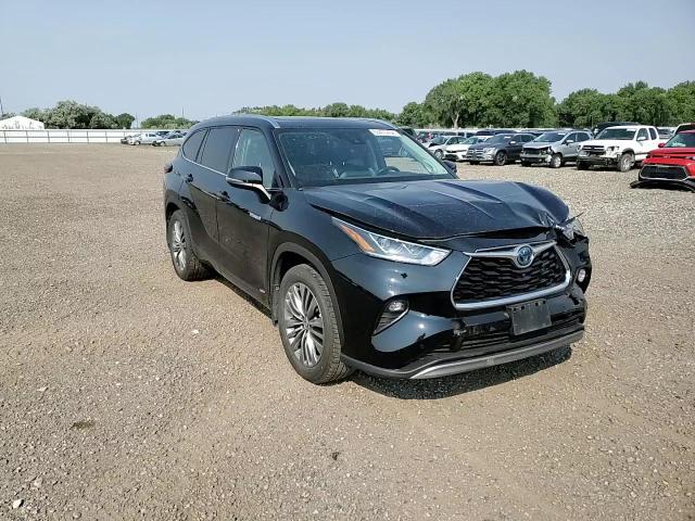 2021 Toyota Highlander Hybrid Platinum VIN: 5TDEBRCH3MS023913 Lot: 63403454