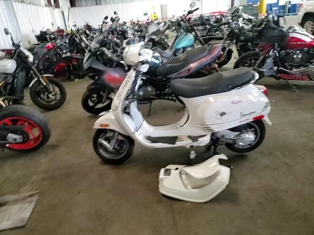 2010 Vespa Lx50 VIN: 1APC386B3A5300078 Lot: 63854184