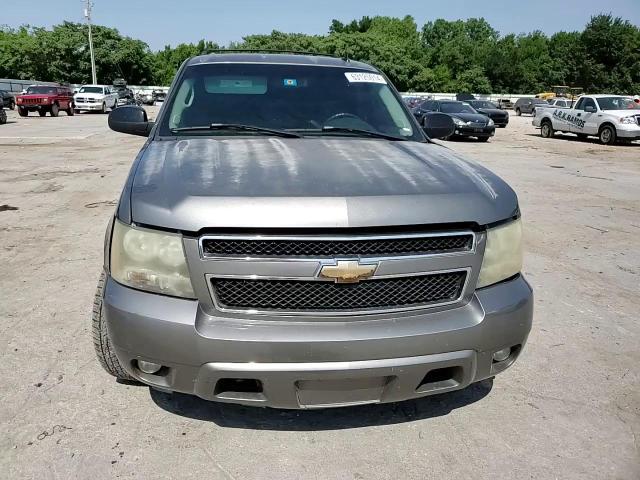 2007 Chevrolet Suburban K1500 VIN: 1GNFK163X7J216350 Lot: 63125014