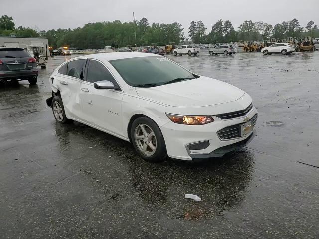 2018 Chevrolet Malibu - Image 11