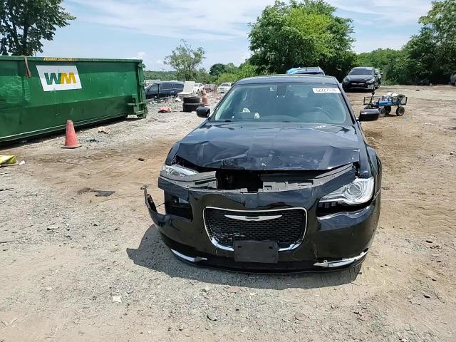 2016 Chrysler 300 Limited VIN: 2C3CCARGXGH136141 Lot: 62227934