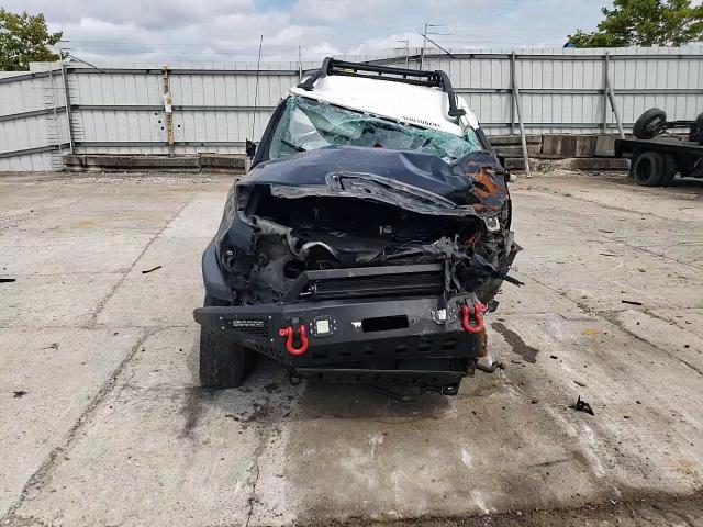 2007 Toyota FJ Cruiser - Image 11