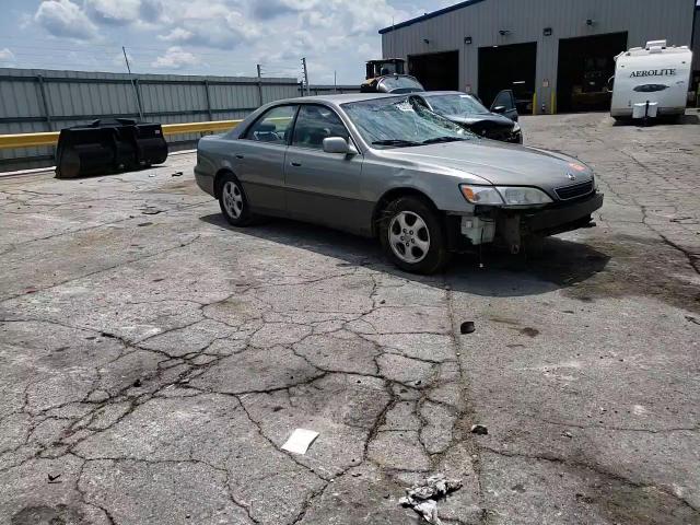 1999 Lexus Es 300 VIN: JT8BF28G2X0149913 Lot: 62622384