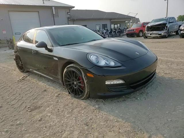 WP0AA2A75DL011623 2013 Porsche Panamera 2