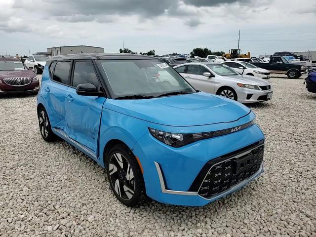 2023 Kia Soul - Image 12