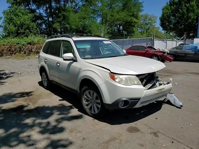 2013 Subaru Forester Limited VIN: JF2SHAEC4DH415969 Lot: 62234854