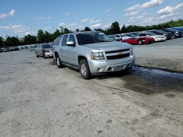 2014 Chevrolet Suburban K1500 Ls VIN: 1GNSKHE77ER218860 Lot: 65575814