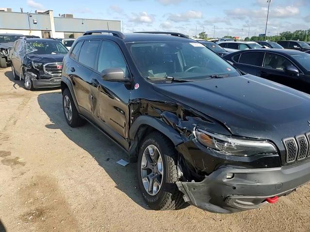 2019 Jeep Cherokee Trailhawk VIN: 1C4PJMBXXKD139688 Lot: 63620954