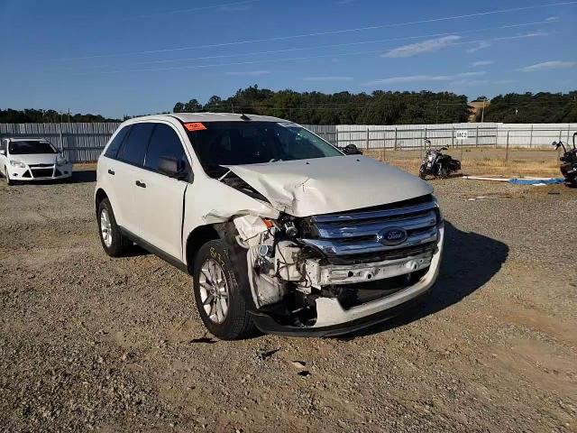 2FMDK3GC1DBE19214 2013 Ford Edge Se