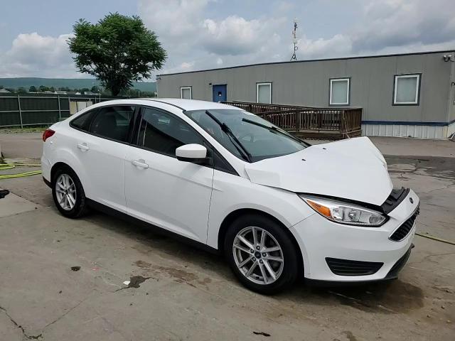 1FADP3F27JL234004 2018 Ford Focus Se