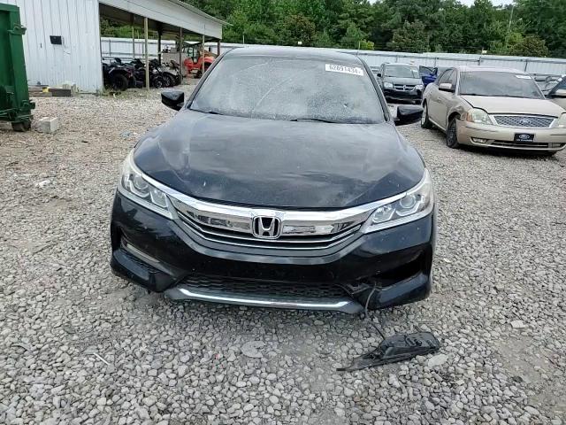 2017 Honda Accord Sport VIN: 1HGCR2F57HA039354 Lot: 62891434