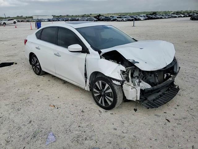 2019 Nissan Sentra - Image 11