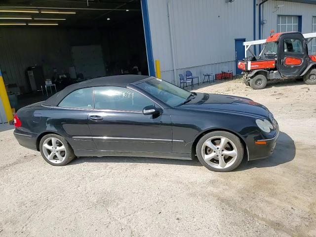 WDBTK65GX5T042891 2005 Mercedes-Benz Clk 320