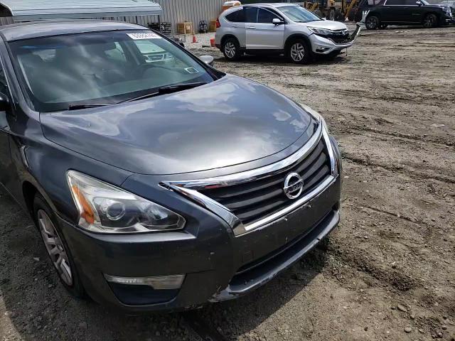 2015 Nissan Altima - Image 10