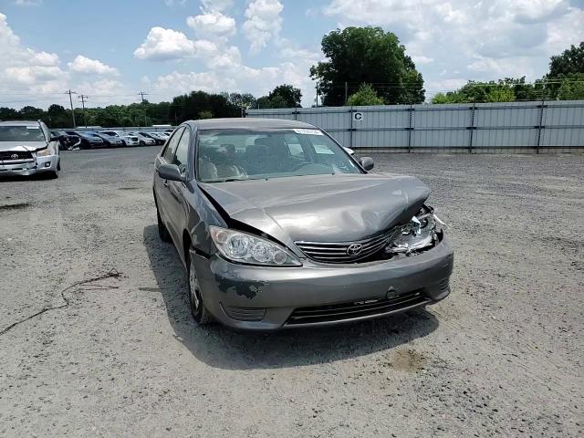 2005 Toyota Camry Le VIN: 4T1BE32K05U950963 Lot: 61765734