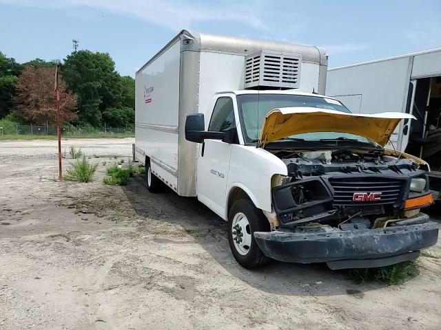 2015 GMC Savana Cutaway G3500 VIN: 1GD374CG0F1167434 Lot: 61715764