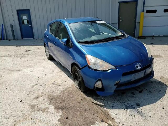 2013 Toyota Prius C VIN: JTDKDTB3XD1050877 Lot: 62837324