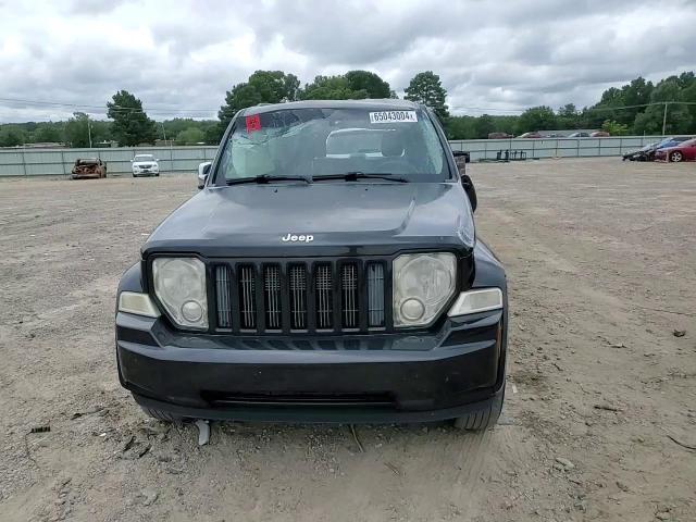 2012 Jeep Liberty (North America) - Image 12