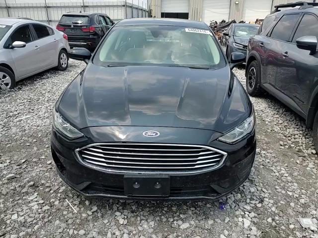 2019 Ford Fusion S VIN: 3FA6P0G74KR281527 Lot: 64062414