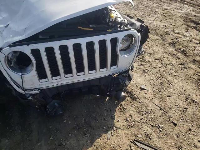 2020 Jeep Gladiator - Image 10