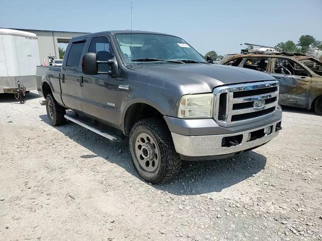 2005 Ford F350 Srw Super Duty VIN: 1FTWW31PX5EC66996 Lot: 62544244