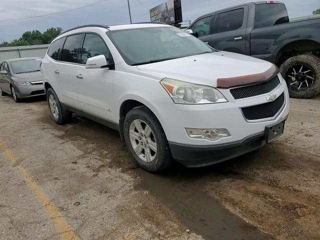 2010 Chevrolet Traverse Lt VIN: 1GNLVGED4AS117001 Lot: 61606974