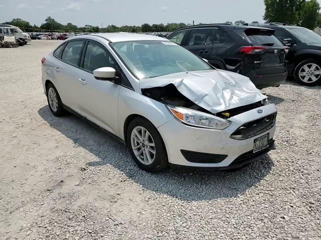 1FADP3F2XJL223465 2018 Ford Focus Se