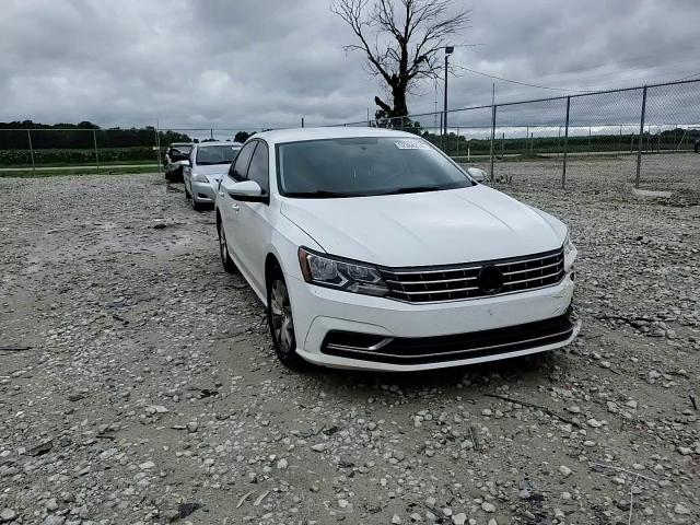 2018 Volkswagen Passat S VIN: 1VWAA7A3XJC000653 Lot: 62304274