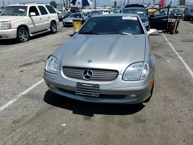 WDBKK49F34F308072 2004 Mercedes-Benz Slk 230 Kompressor