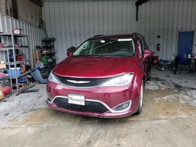 2017 Chrysler Pacifica Touring L VIN: 2C4RC1BG4HR569479 Lot: 63733354